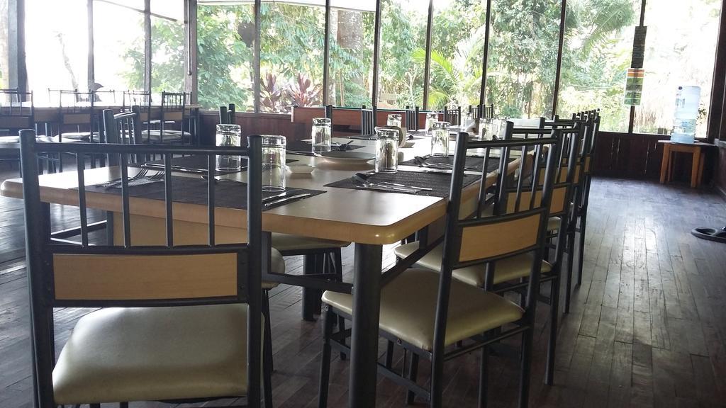 Amazon Planet Hotel Tambopata Exterior photo