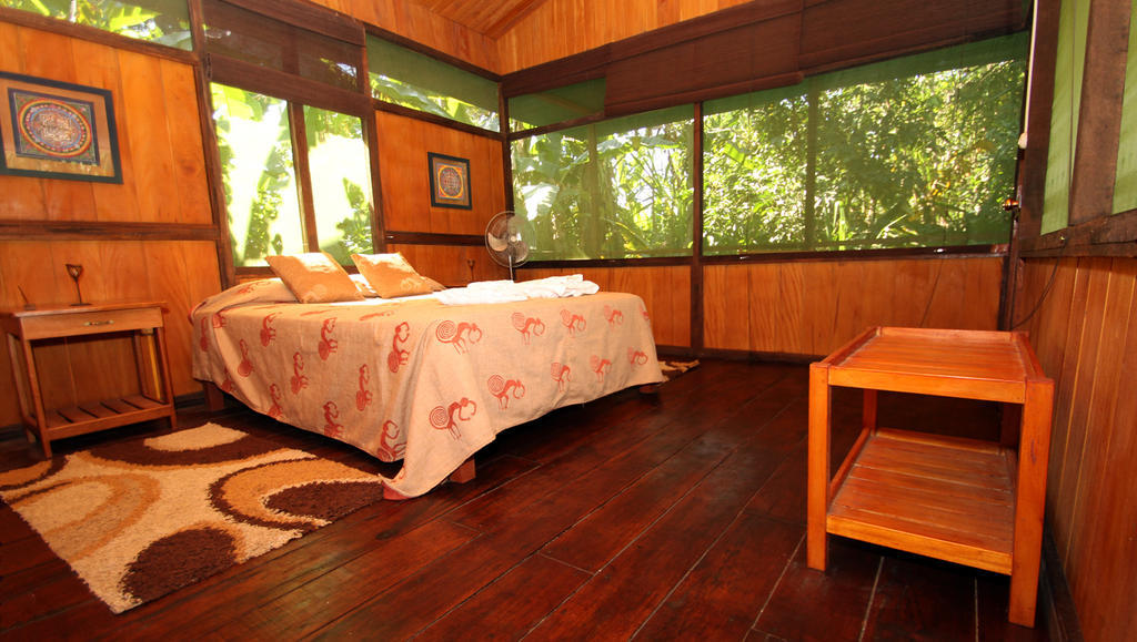 Amazon Planet Hotel Tambopata Exterior photo