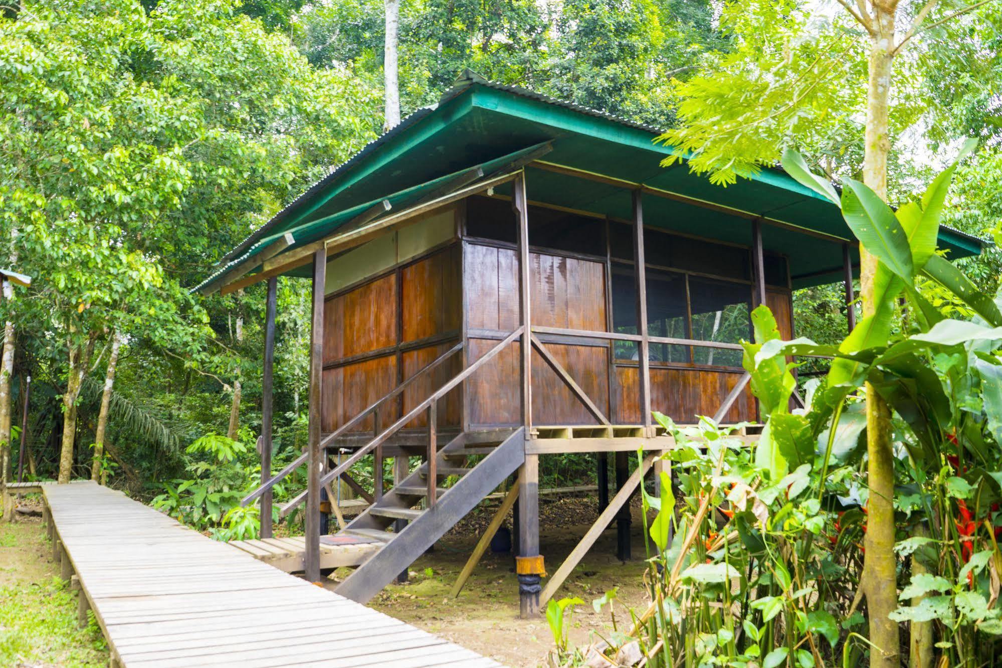 Amazon Planet Hotel Tambopata Exterior photo